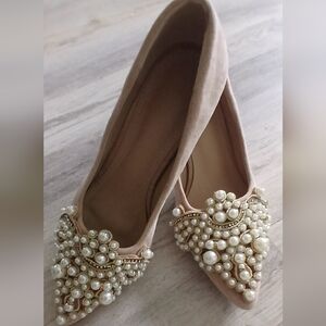 Elegant Pearl Embellished Tan Suede Pumps Sz 37EU/ 6.5'-7. US